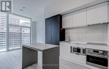 Toronto (Yonge-Eglinton) condo for rent - 1205 - 33 HELENDALE AVENUE 1205