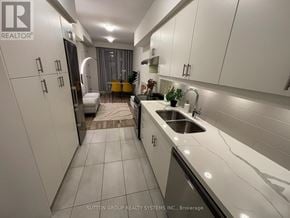 Toronto (Rustic) townhouse for rent - 2-1774A LAWRENCE AVENUE W