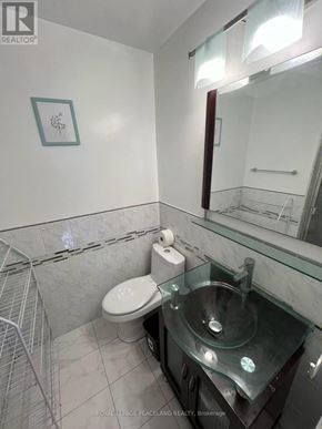 Toronto (Bayview Woods-Steeles) apartment for rent - LOWER - 95 PINEWAY BOULEVARD Lower