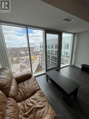 Kingston (Central City East) condo for rent - 1024 - 652 PRINCESS ST STREET 1024