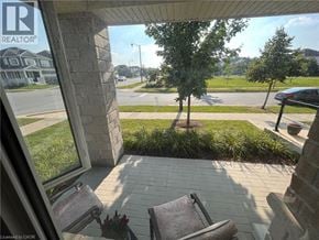 Kitchener townhouse for rent - 40 DAYLILY Lane