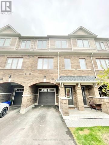 Oshawa (Windfields) townhouse for rent - 157 DANZATORE PATH