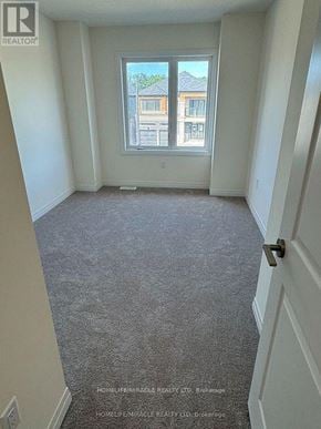 Brantford townhouse for rent - 12 DENNIS AVENUE
