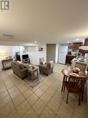 Hamilton (Greeningdon) apartment for rent - LOWER LEVEL - 98 LIMERIDGE ROAD E