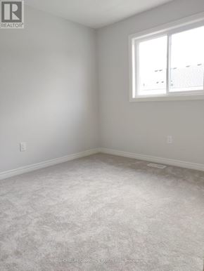 Thorold (Confederation Heights) townhouse for rent - 116 JUNEBERRY ROAD