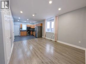 Toronto (Greenwood-Coxwell) triplex for rent - 1 - 252 GREENWOOD AVENUE 1