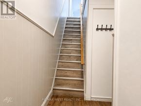 Toronto (Corso Italia-Davenport) apartment for rent - UPPER - 321 CALEDONIA ROAD upper