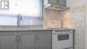 Toronto (Corso Italia-Davenport) apartment for rent - UPPER - 321 CALEDONIA ROAD upper