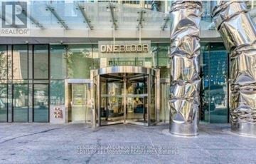 Toronto (Church-Yonge Corridor) condo for rent - 2612 - 1 BLOOR STREET E 2612