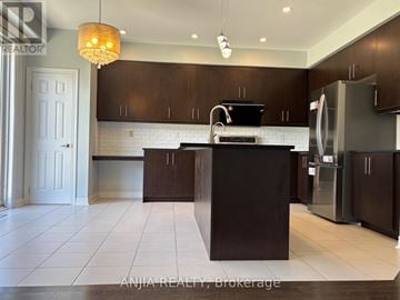 Markham (Victoria Manor-Jennings Gate) apartment for rent - 220 HAZELTON AVENUE