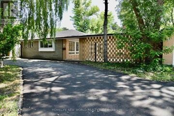 Markham (Thornhill) apartment for rent - 3 ELM RIDGE ACRES ROAD S