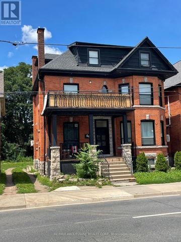 Hamilton (Corktown) multi-family for rent - 202 - 66 WELLINGTON STREET S 202