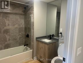 Oshawa (Central) condo for rent - 303 - 70 KING STREET E 303