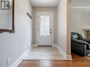 Toronto (Stonegate-Queensway) apartment for rent - 44 SAYBROOK AVENUE