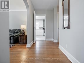 Toronto (Stonegate-Queensway) apartment for rent - 44 SAYBROOK AVENUE