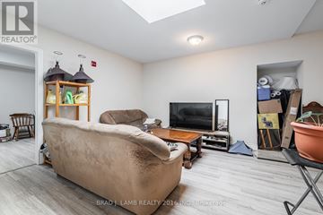 Toronto (East End-Danforth) apartment for rent - 3 - 2904A DANFORTH AVENUE 3