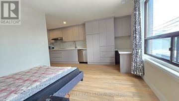 Toronto (Mimico) apartment for rent - 2A - 10 MIMICO AVENUE 2A