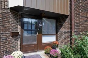 Toronto (Hillcrest Village) townhouse for rent - 10 LOFTY HILL WAY