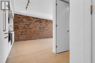 Toronto (Dufferin Grove) condo for rent - 606 - 138 SAINT HELENS AVENUE 606