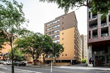 Toronto apartment for rent - 85 Wellesley St East