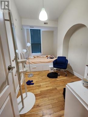 Toronto (Kensington-Chinatown) multi-family for rent - 1C - 34 ROSS STREET 1C