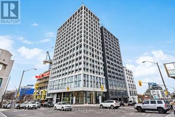 Toronto (Forest Hill South) condo for rent - 1202 - 2020 BATHURST STREET 1202