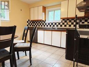Toronto (Don Valley Village) apartment for rent - 1&2 FL - 21 KINGSLAKE ROAD 1&2 Fl