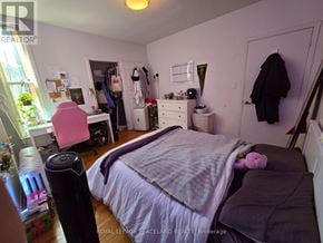 Toronto (Annex) multi-family for rent - 2ND FLR - 61 MADISON AVENUE 2nd Flr