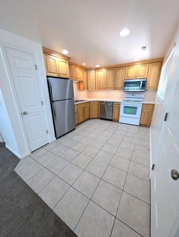 Orem apartment for rent - Columbia Lane