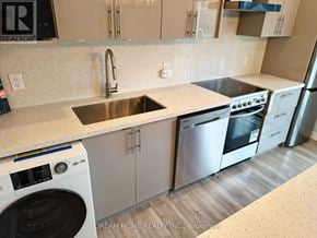 Toronto (Yorkdale-Glen Park) apartment for rent - #BACK - 6 ALCESTER COURT #back