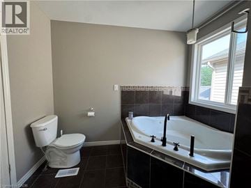 Kitchener apartment for rent - 99 SIMS ESTATE Drive