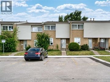 London townhouse for rent - 500 OSGOODE Drive Unit# 130 130
