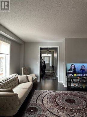 Richmond Hill (Jefferson) townhouse for rent - 11 COLLIN COURT