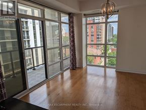 Hamilton (Durand) condo for rent - 702 - 90 CHARLTON AVENUE W 702