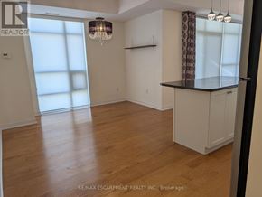 Hamilton (Durand) condo for rent - 702 - 90 CHARLTON AVENUE W 702