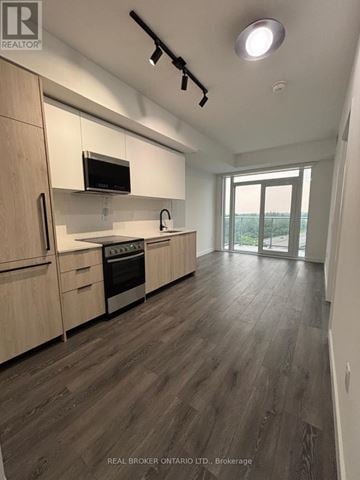 Toronto (Centennial Scarborough) condo for rent - 828 - 1635 MILITARY TRAIL 828