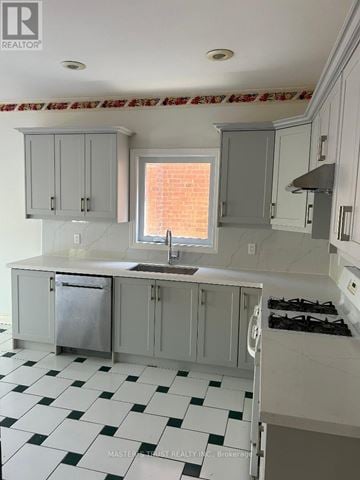 Richmond Hill (Westbrook) apartment for rent - A kitchen with checkered floor tiles and a window.
