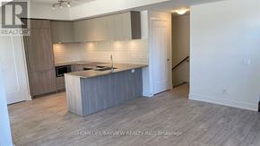 Toronto (Mimico) townhouse for rent - TH 101 - 70 ANNIE CRAIG DRIVE TH 101