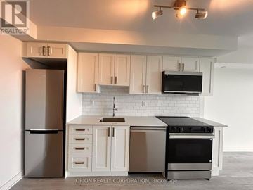 Pickering (Bay Ridges) condo for rent - 1207 - 1010 SANDY BEACH ROAD 1207