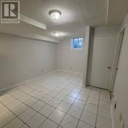 Mississauga (East Credit) apartment for rent - 5243 HEATHERLEIGH AVENUE
