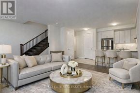 Markham (Victoria Square) townhouse for rent - MAKHAM - 17 THOMAS FRISBY JR CRESCENT Makham
