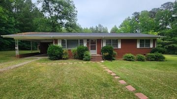 Sanford house for rent - Bruce Coggins Road