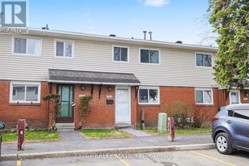 Ottawa townhouse for rent - B - 1468 HEATHERINGTON ROAD B