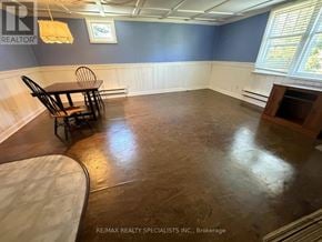 Mississauga (Clarkson) apartment for rent - A room with a dining table and chairs.