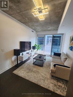 Toronto (Niagara) condo for rent - 545 - 1030 KING STREET W 545