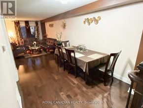 Markham (Middlefield) apartment for rent - A dining room with a table set for six.
