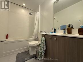 Toronto (Kensington-Chinatown) condo for rent - 1012 - 10 WILLISON SQUARE 1012