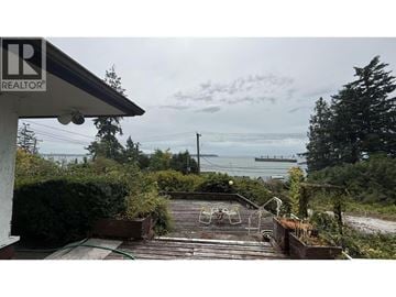 West Vancouver apartment for rent - 3863 MARINE DRIVE
