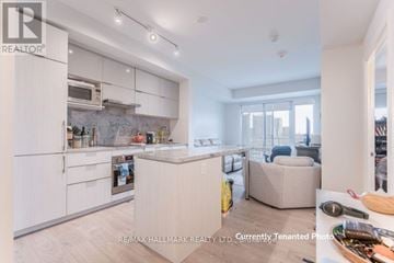 Markham (Unionville) condo for rent - 525A - 10 ROUGE VALLEY DRIVE 525A