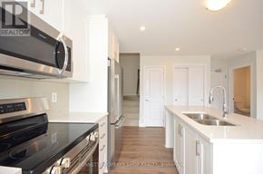 Ottawa townhouse for rent - 1429 CREEKWAY PRIVATE